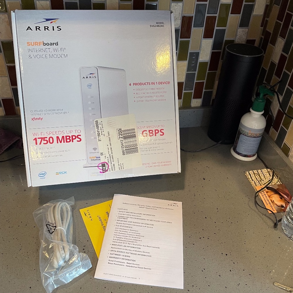 ARRIS Surfboard Internet, wifi and voice modem